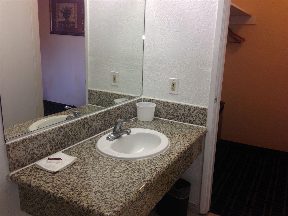 Value Inn Bellflower Esterno foto