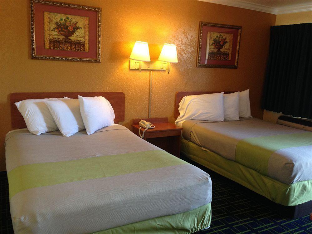 Value Inn Bellflower Esterno foto