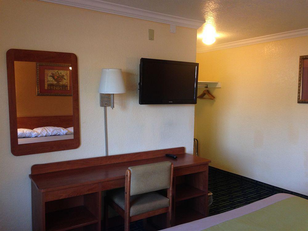 Value Inn Bellflower Esterno foto